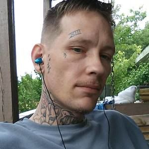 Meet your Posher, Carlos